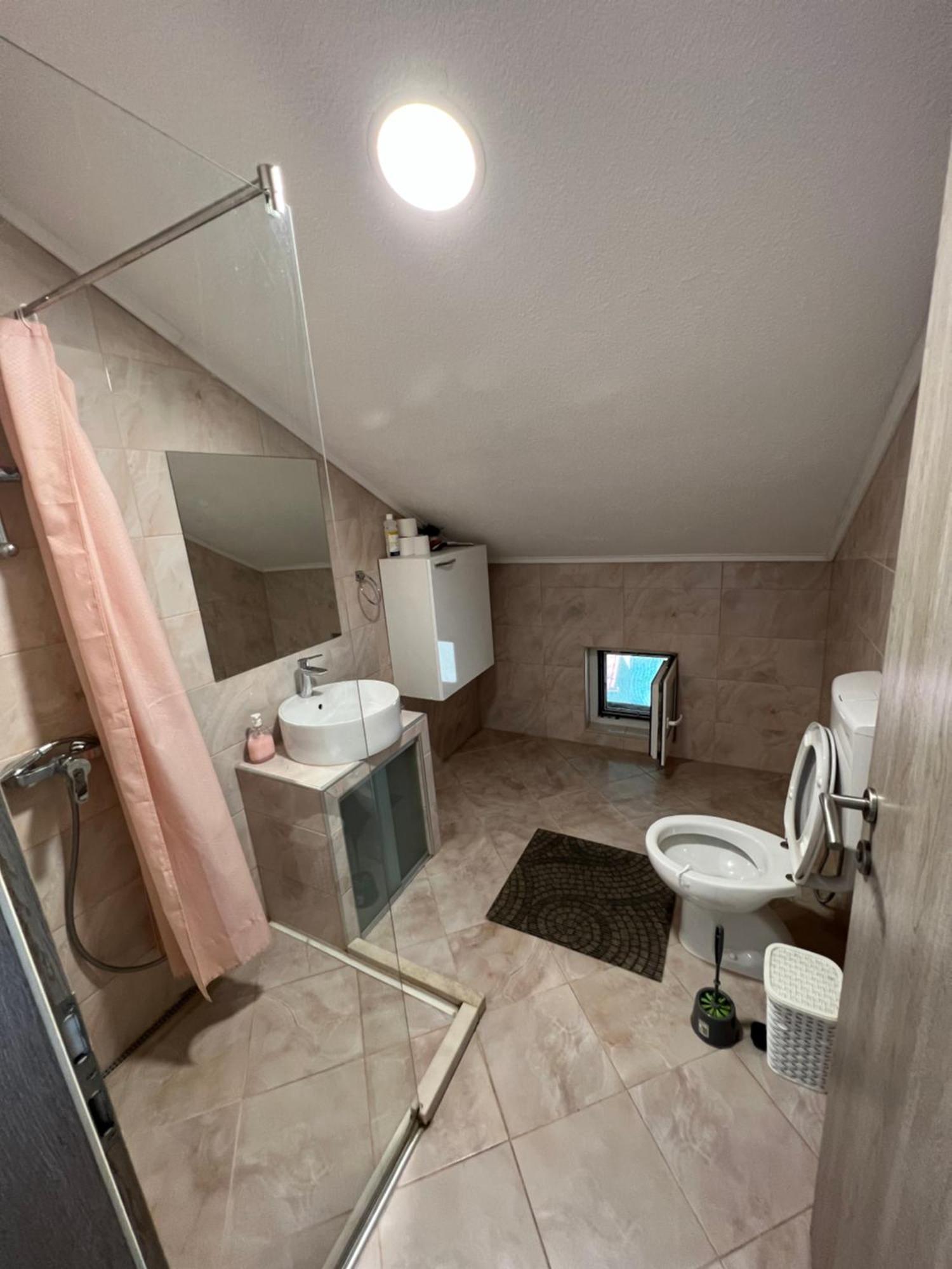 Prenociste-Sobe-Rooms-Aman บีฮัช ภายนอก รูปภาพ