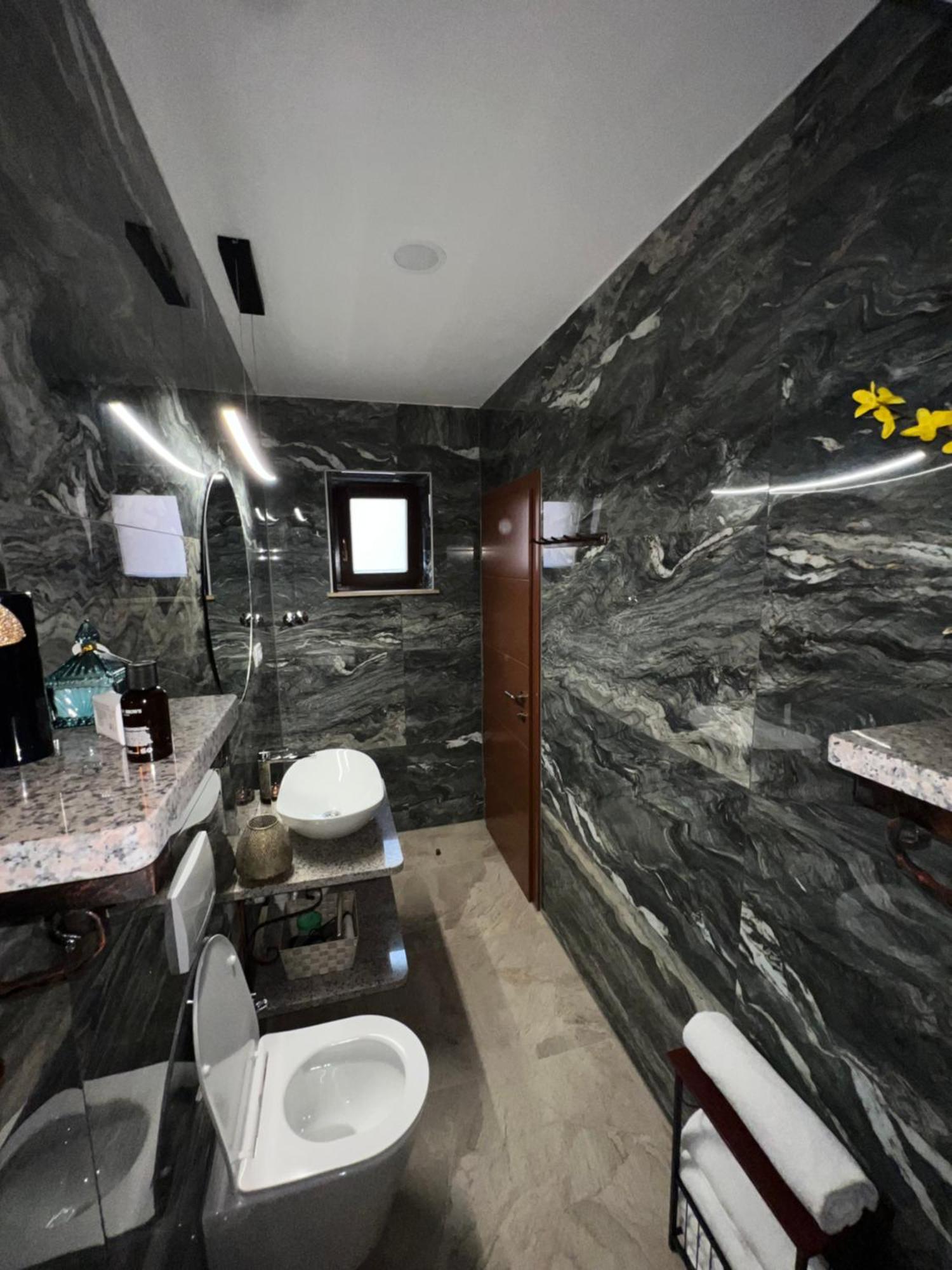 Prenociste-Sobe-Rooms-Aman บีฮัช ภายนอก รูปภาพ