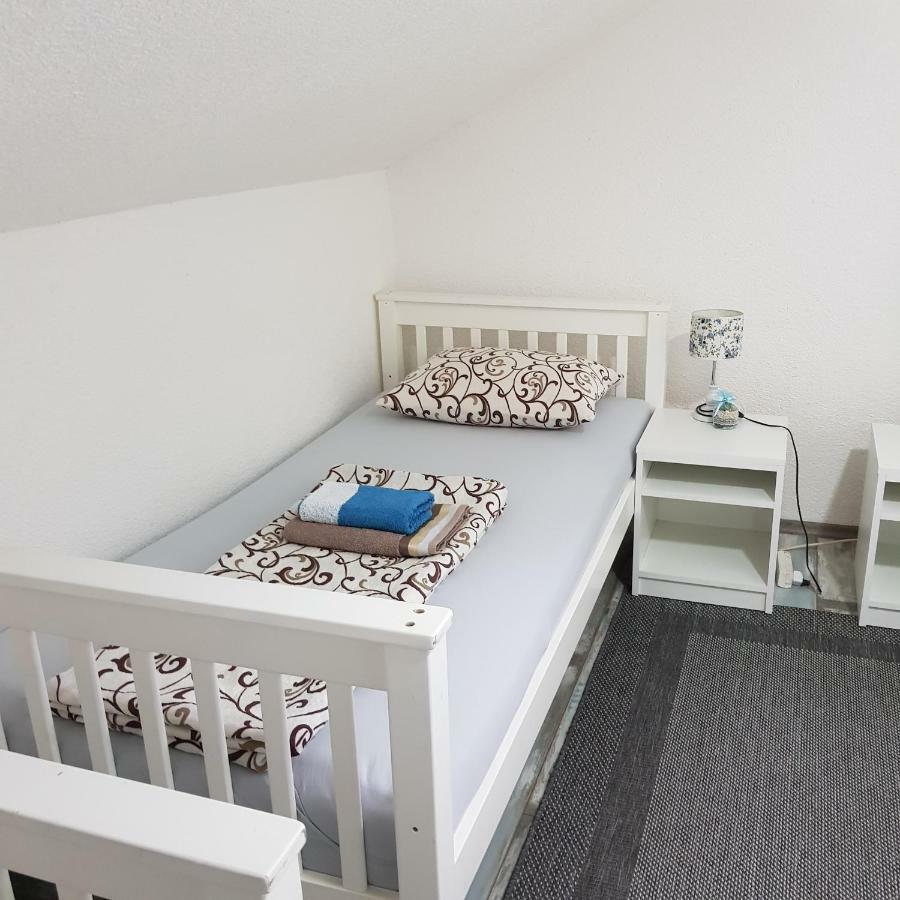 Prenociste-Sobe-Rooms-Aman บีฮัช ภายนอก รูปภาพ