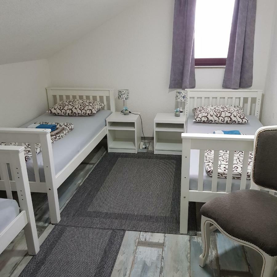 Prenociste-Sobe-Rooms-Aman บีฮัช ภายนอก รูปภาพ