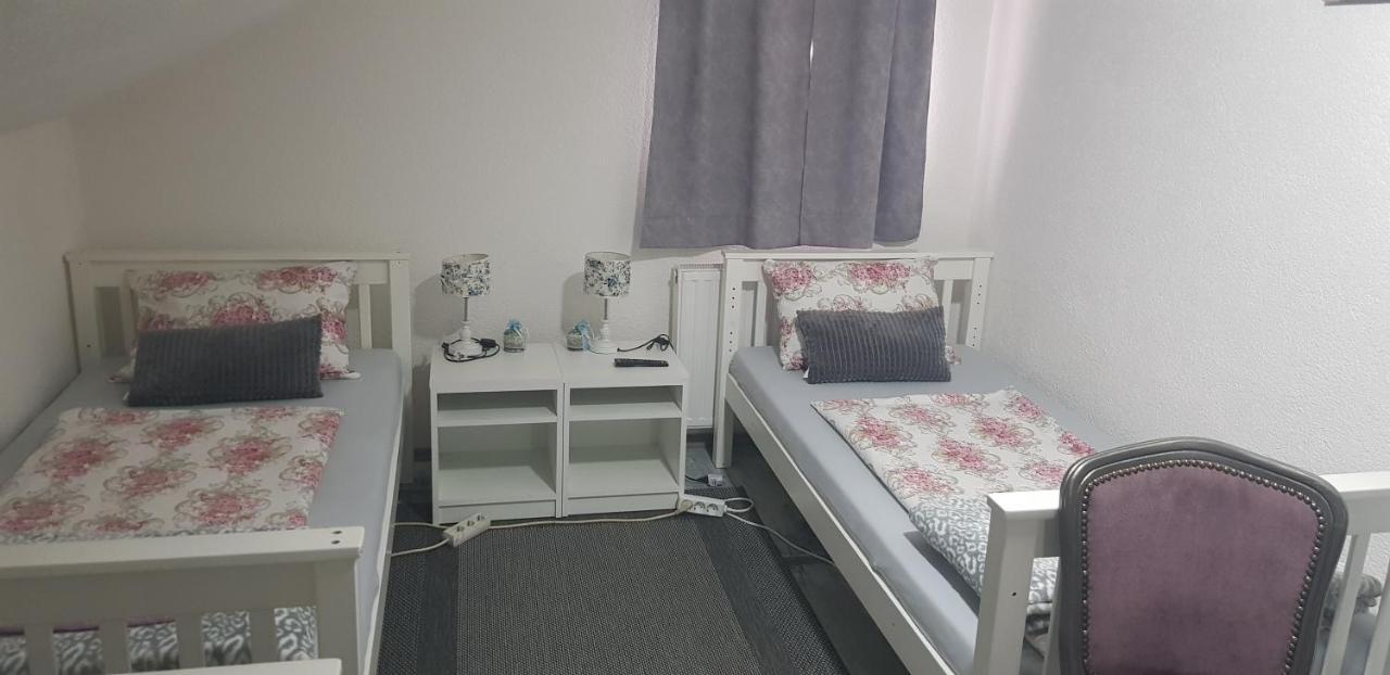 Prenociste-Sobe-Rooms-Aman บีฮัช ภายนอก รูปภาพ